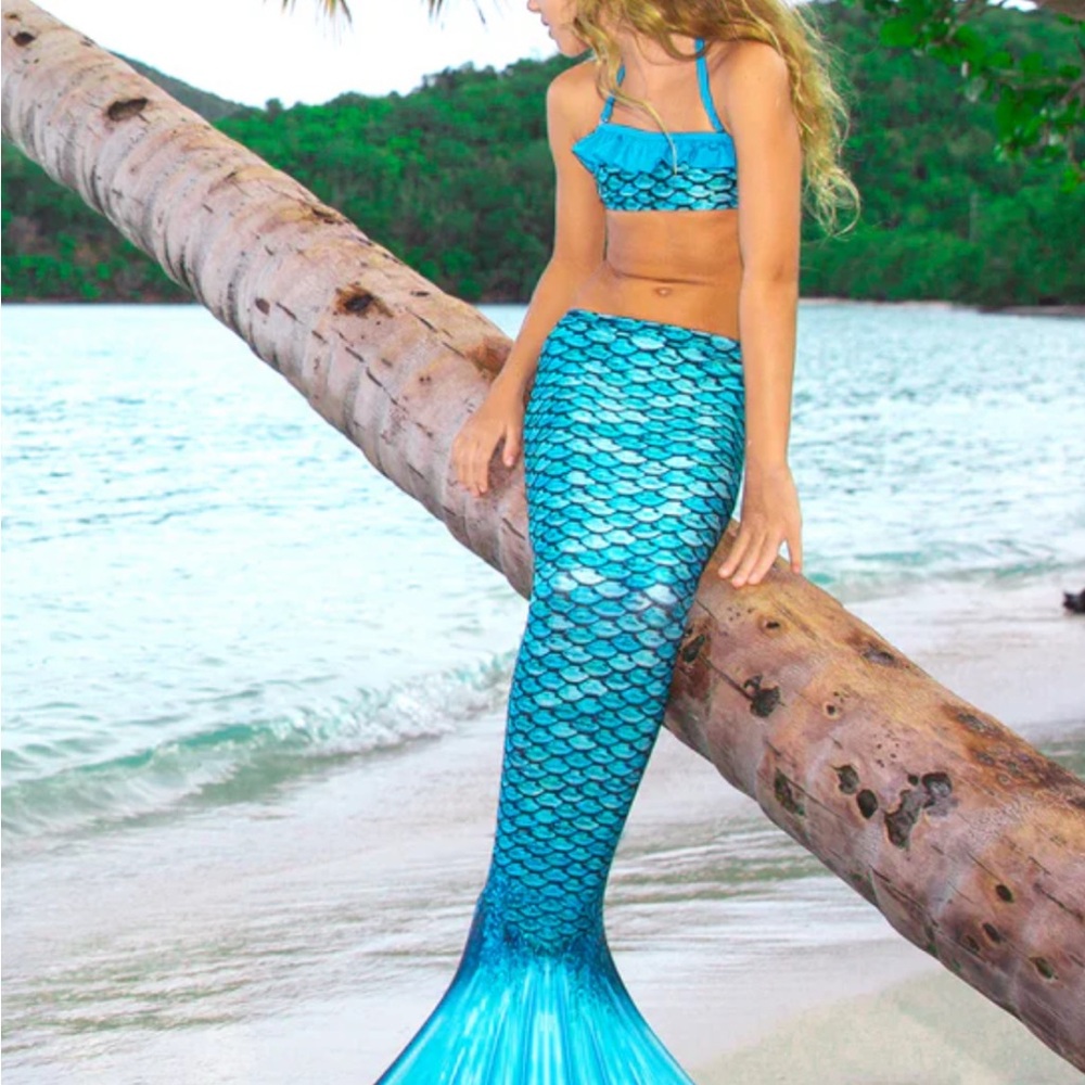 Fun Fun Mermaid Tail with monofin